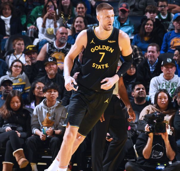 凯尔特人双探花统治赛场 勇士残阵不敌绿军